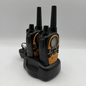 Pair of Midland GXT635 X-tra Talk Two-Way Radio Walkie Talkies w/ Charger TESTED